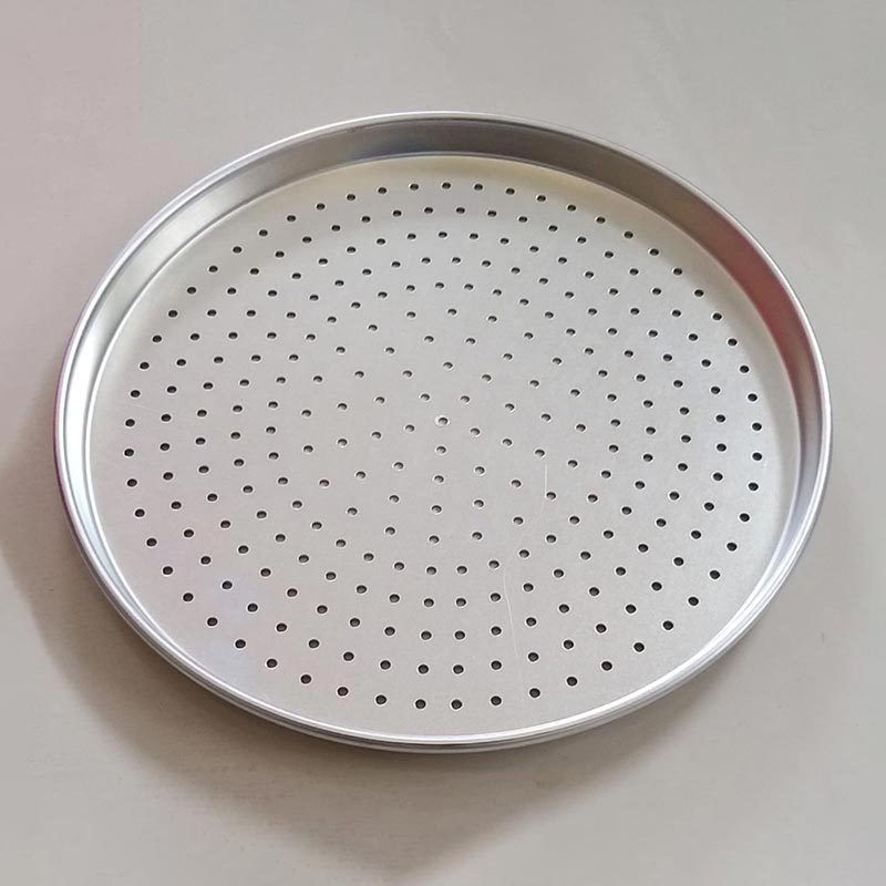 Almetal Standart Model Delikli Pizza Tavası, 28 cm — Almetal — Görsel 2