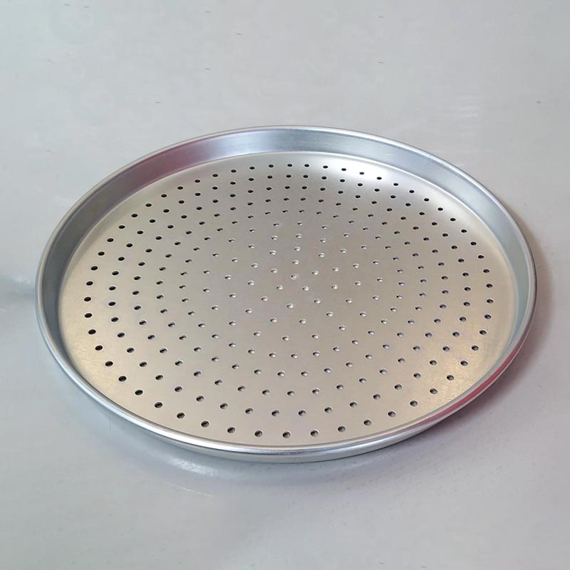 Almetal Standart Model Delikli Pizza Tavası, 28 cm — Almetal — Görsel 3
