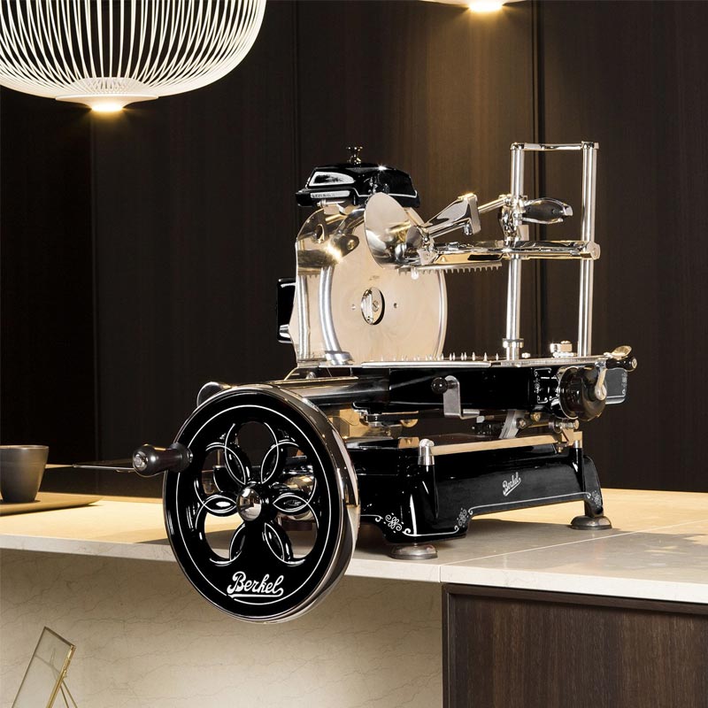 Berkel Volano Tribute + Pedestal Tribute Geleneksel Dilimleme Makinesi, 300 mm — Berkel — Görsel 3