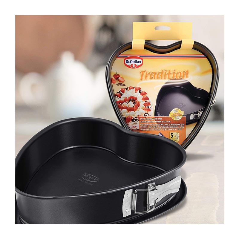 Dr. Oetker 1479 Tradition Kelepçeli Kalp Kek Kalıbı, 25 cm — Dr. Oetker — Görsel 2