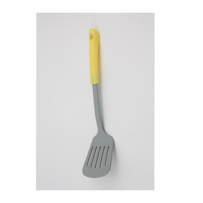 Fackelmann Arcadalina Delikli Spatula — Fackelmann