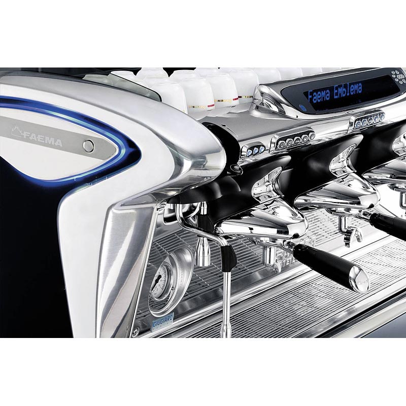 Faema Emblema A3 Restyling Tall Cup Tam Otomatik Espresso Kahve Makinesi, 3 Gruplu — Faema — Görsel 5