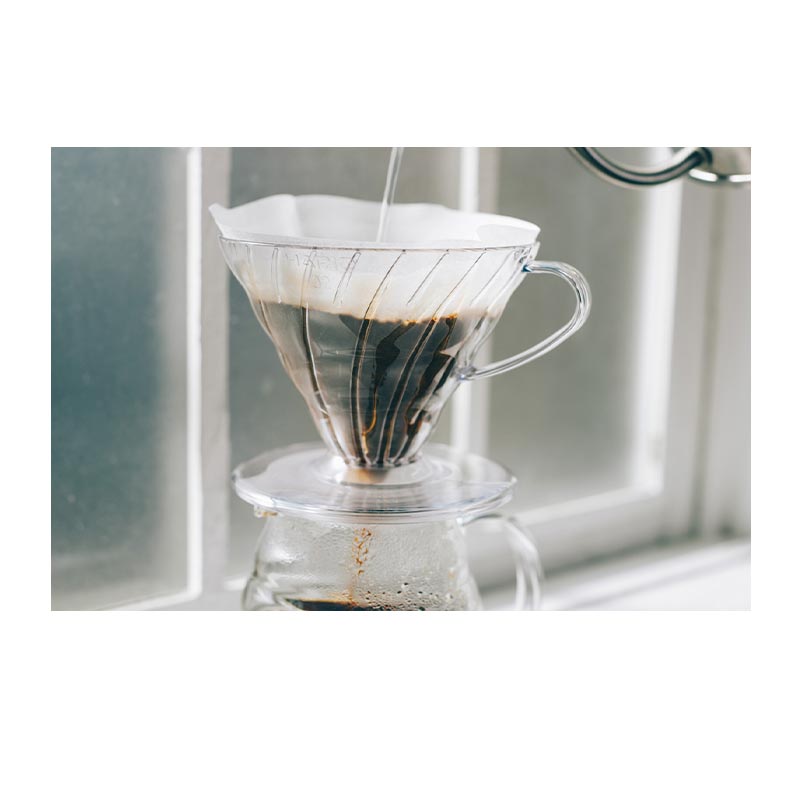 Hario VD-02T-UEX V60 02 Plastik Dripper ve 40'lı Filtre Kağıdı Seti, Şeffaf — Hario — Görsel 3