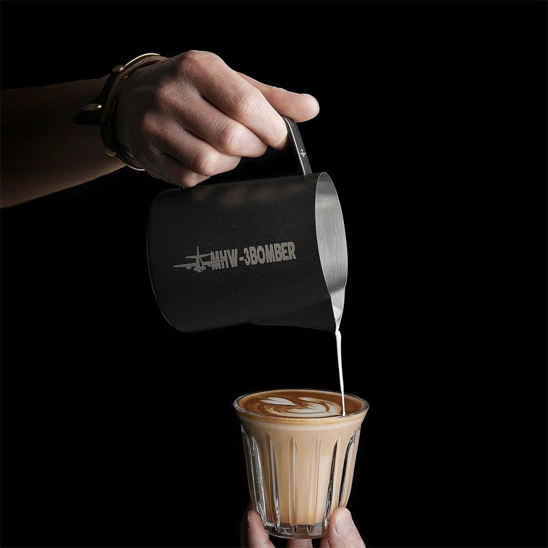 MHW-3Bomber P5034B Süt Potu Pitcher, 700 ml, Mat Siyah — MHW-3Bomber — Görsel 3