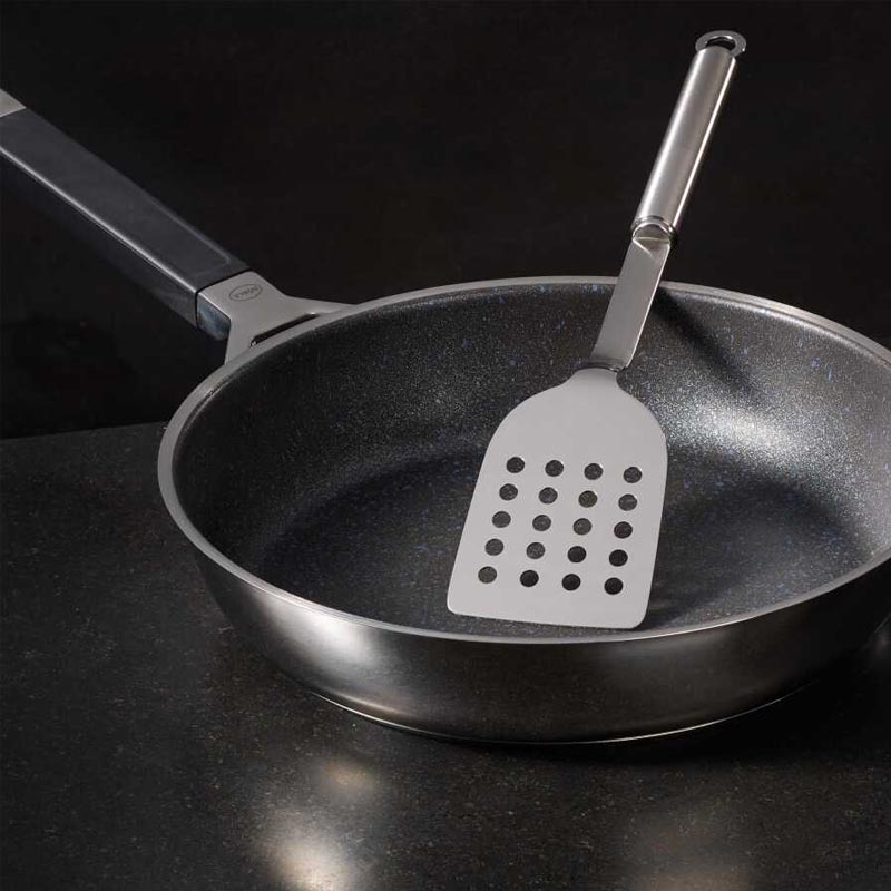 Rösle 10671 Paslanmaz Çelik Delikli Spatula, 12 cm — Rösle — Görsel 4
