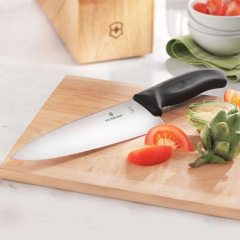 Victorinox Swiss Classic 6.8503.17B Blisterli Santoku Bıçağı, 17 cm, Siyah — Victorinox — Görsel 2